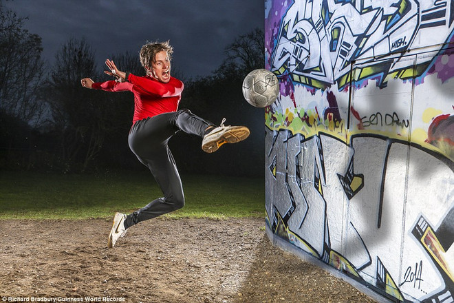 Điểm lại các kỷ lục gây kinh ngạc vừa vào sách Kỷ lục Guinness ảnh 8