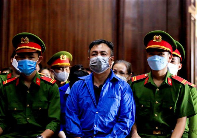 Vụ Bệnh viện Mắt TP.HCM: Viện Kiểm sát đáp lại luật sư bào chữa ảnh 1