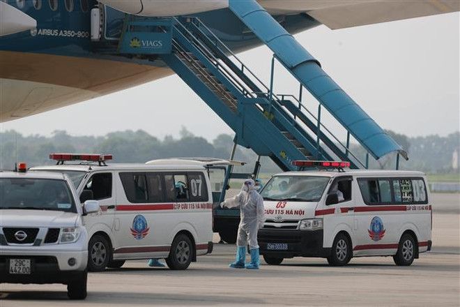 Đưa 219 công dân Việt Nam từ Guinea Xích đạo về nước ảnh 1