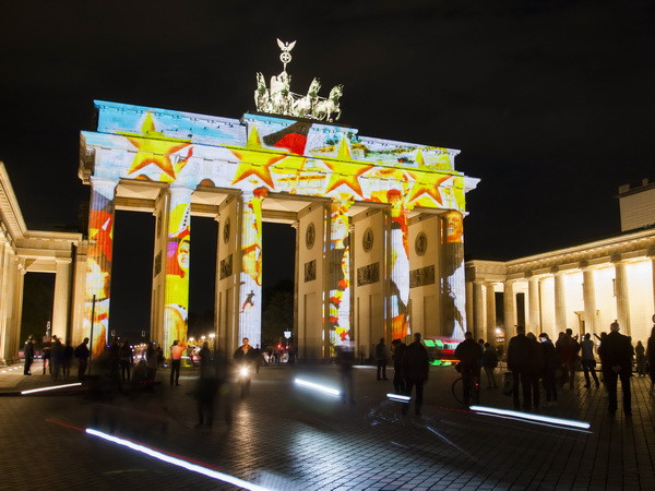 Đức cắt giảm mạnh dự báo tăng trưởng kinh tế do khủng hoảng ảnh 1