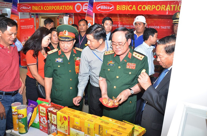 Hơn 100 doanh nghiệp dự Hội chợ Thương mại Việt Nam ở Campuchia ảnh 2