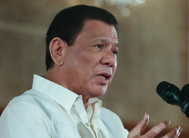 Chuyên gia: "Philippines chơi trò 'mèo và chuột' với Mỹ và Trung Quốc" ảnh 1