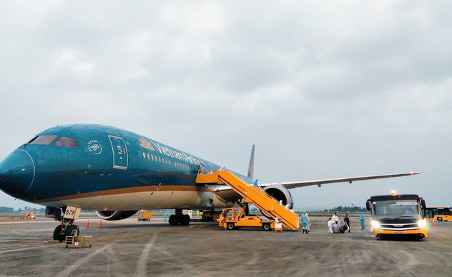Xem xét nối lại một số đường bay quốc tế phù hợp với diễn biến thực tế ảnh 1