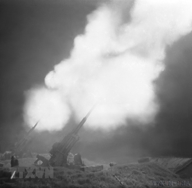 Hà Nội-Điện Biên Phủ trên không: Khát vọng hòa bình-thịnh vượng ảnh 2