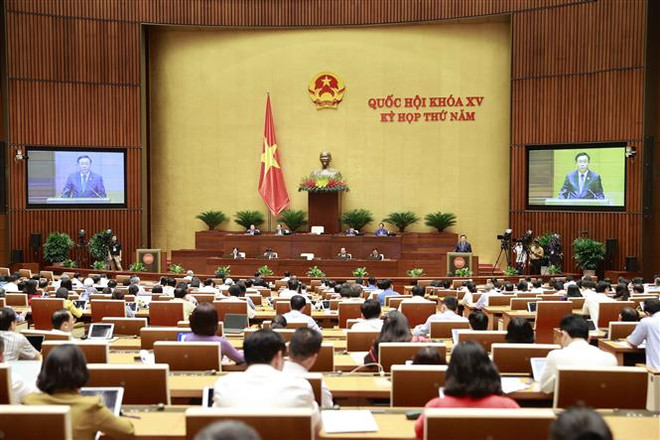 Quốc hội tiếp tục tiến hành chất vấn đối với nhóm vấn đề thứ tư ảnh 1