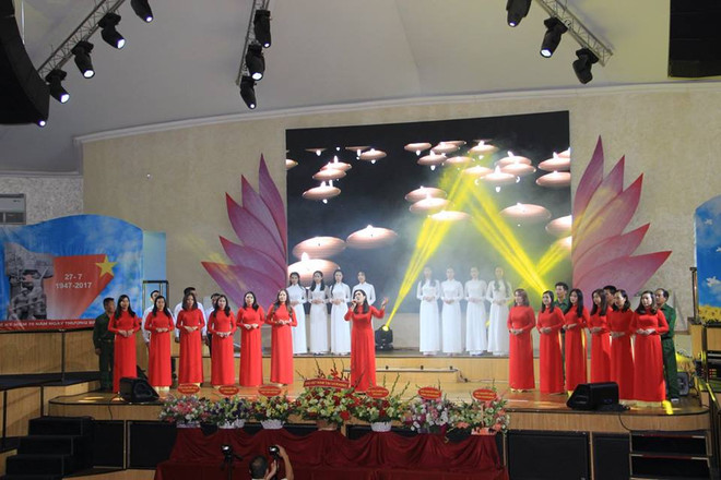 Người Việt tại Ukraine kỷ niệm 70 năm ngày thương binh liệt sỹ ảnh 2