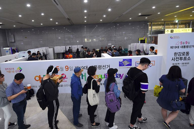 Hàng chục triệu cử tri Hàn Quốc bắt đầu bỏ phiếu bầu tổng thống ảnh 1