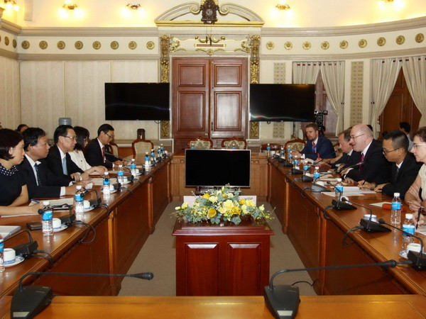 TP.HCM và EU hợp tác chặt chẽ về vệ sinh an toàn thực phẩm ảnh 1