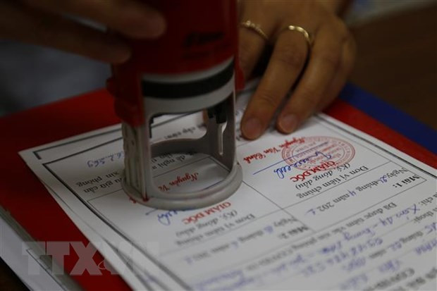 Quy trình xác thực thông tin trên nền tảng quản lý tiêm chủng vaccine ảnh 1