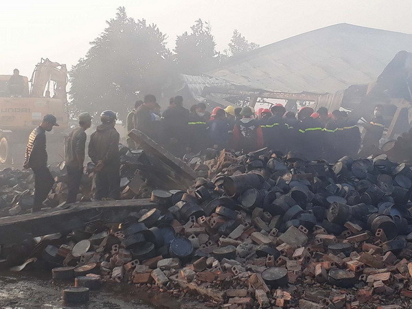 Tìm thấy thi thể thứ hai trong vụ cháy tại công ty bánh kẹo Tràng An ảnh 1