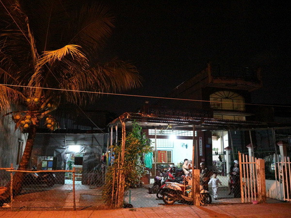 Nhiều người dân Cà Mau vẫn còn chủ quan trước cơn bão số 16 ảnh 1