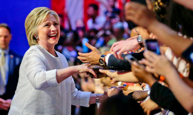 Bầu cử Mỹ: Bà Hillary Clinton giành chiến thắng tại New Mexico ảnh 1