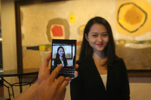 BlackBerry Passport lên kệ tại Việt Nam với giá 15,5 triệu đồng ảnh 5