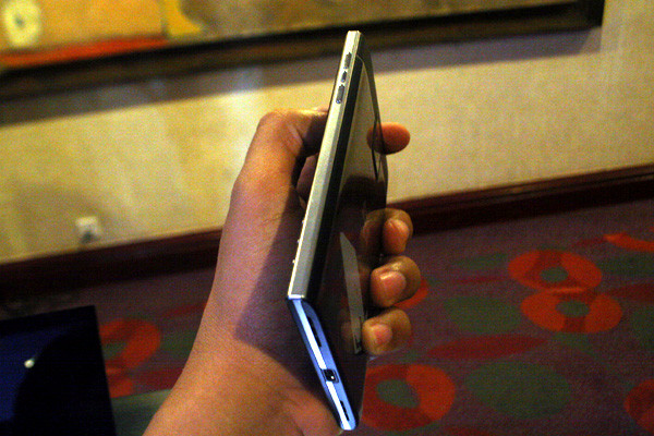 BlackBerry Passport lên kệ tại Việt Nam với giá 15,5 triệu đồng ảnh 3