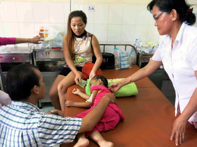 Phát động chiến dịch kêu gọi nam giới bảo vệ phụ nữ, trẻ em gái ảnh 1