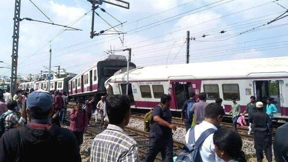 Tai nạn đường sắt hy hữu tại Ấn Độ làm 6 người bị thương ảnh 1