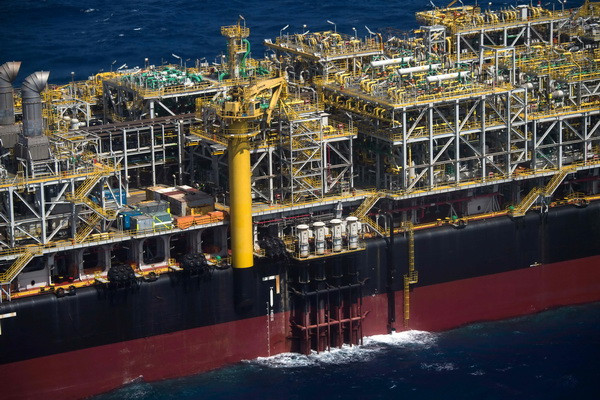 Giá dầu đi xuống trên thị trường châu Á trước áp lực từ Mỹ ảnh 1