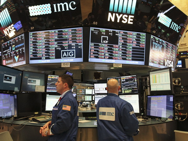 Sắc lệnh mới của ông Trump về ngân hàng gây phản ứng trái ngược ảnh 1