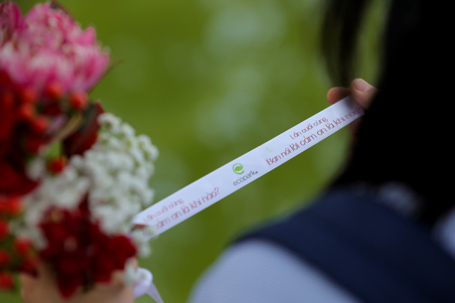 Mùa Vu Lan: Ecopark tặng hàng nghìn bông hoa cho những người đặc biệt ảnh 8
