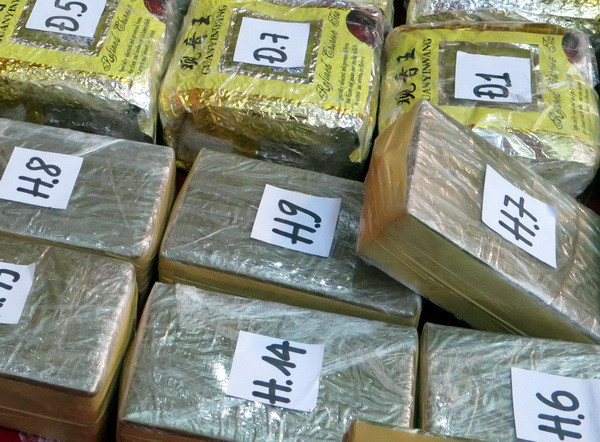 Bắt giữ đối tượng vận chuyển trái phép 5 bánh heroin ảnh 1