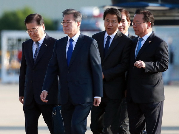 Nhật Bản, Trung Quốc, Hàn Quốc bắt đầu hội nghị thượng đỉnh ảnh 1