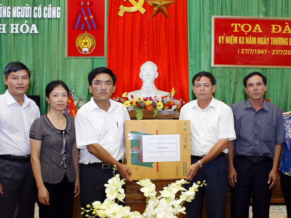 Những câu chuyện tình đẹp của các thương binh giữa thời bình ảnh 1