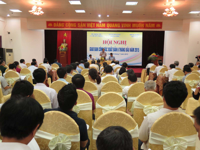 Gần 1/3 số nhà xuất bản không đủ điều kiện hoạt động ảnh 1