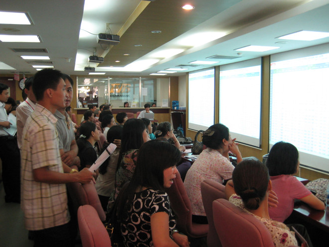 Ảnh minh họa. (Nguồn: PV/Vietnam+) ''VN-Index sẽ tăng quanh ngưỡng kháng cự 870 điểm trong ngắn hạn'' ảnh 1
