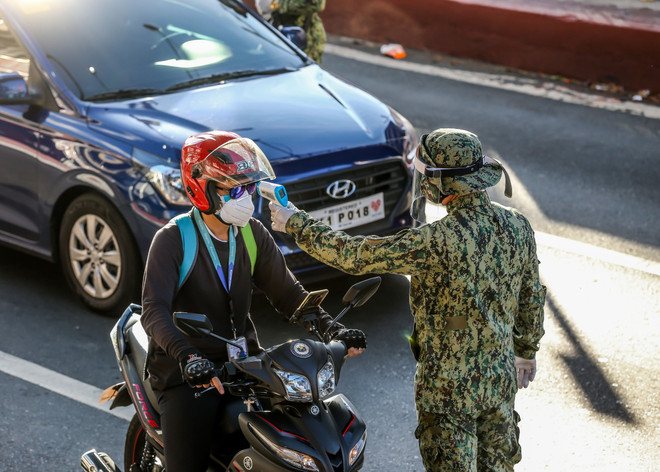 Tình hình ở Philippines cải thiện, Singapore thêm hàng trăm ca nhiễm ảnh 1