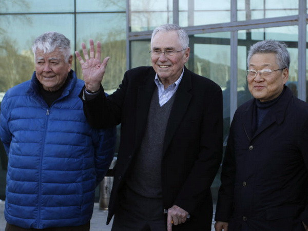 Cựu Đại sứ Mỹ tại Hàn Quốc Donald Gregg thăm Triều Tiên ảnh 1