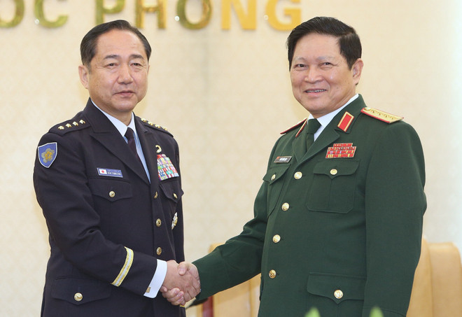 Tham mưu trưởng Liên quân Nhật Bản thăm chính thức Việt Nam ảnh 1