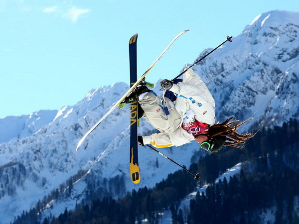 VĐV Thụy Điển bị... tụt quần khi đang thi đấu tại Sochi ảnh 2