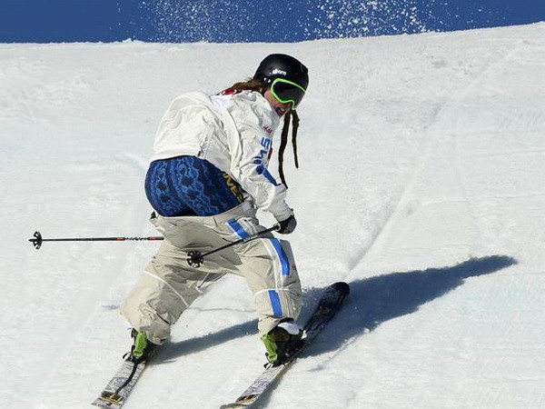 VĐV Thụy Điển bị... tụt quần khi đang thi đấu tại Sochi ảnh 5