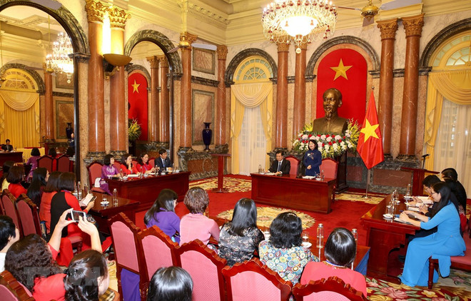 Địa vị phụ nữ Việt Nam trong xã hội và gia đình ngày càng nâng cao ảnh 1