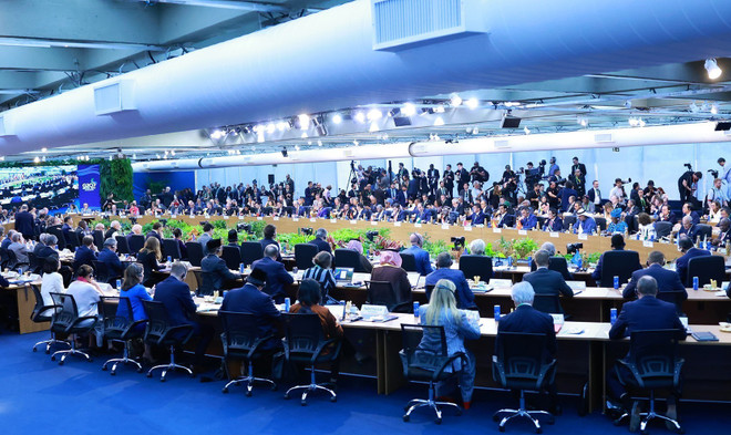 ttxvn_thu_tuong_du_phien_thao_luan__cuoc_chien_chong_doi_ngheo__tai_hoi_nghi_thuong_dinh_g20_7709992 (7).jpg