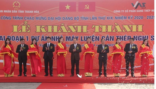 Đưa vào hoạt động nhà máy luyện cán thép công nghệ hàng đầu thế giới ảnh 1