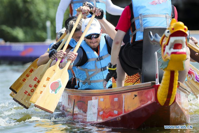 Hơn 2.500 người tham dự lễ hội đua thuyền rồng lớn nhất tại Mỹ ảnh 2