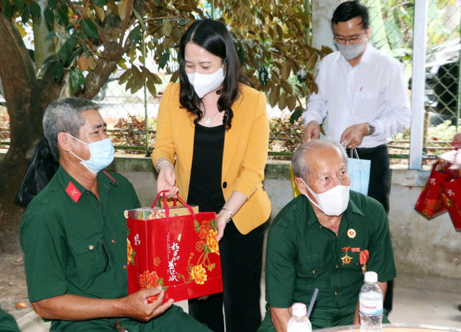 Phó Chủ tịch nước Võ Thị Ánh Xuân thăm, làm việc tại tỉnh Sóc Trăng ảnh 1