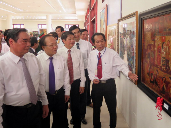 Thường trực Ban Bí thư gặp mặt cán bộ Quảng Nam-Quảng Đà ảnh 1