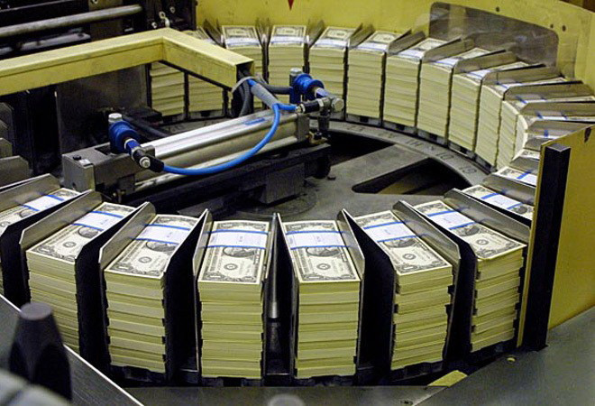 Mỹ: Thâm hụt ngân sách tăng lần đầu tiên sau 5 năm vì chống IS ảnh 1