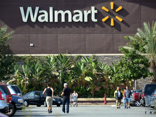 "Người khổng lồ" Walmart sẽ đóng cửa hàng trăm siêu thị ảnh 1