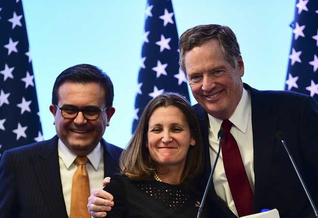 Canada-Mexico quyết tâm bảo vệ NAFTA 3 bên trước vòng tái đàm phán ảnh 1