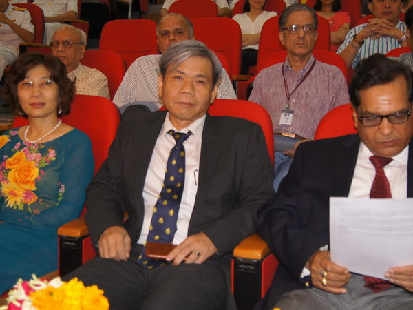 Kỷ niệm 60 năm thành lập Hải quân Nhân dân Việt Nam tại Ấn Độ ảnh 1