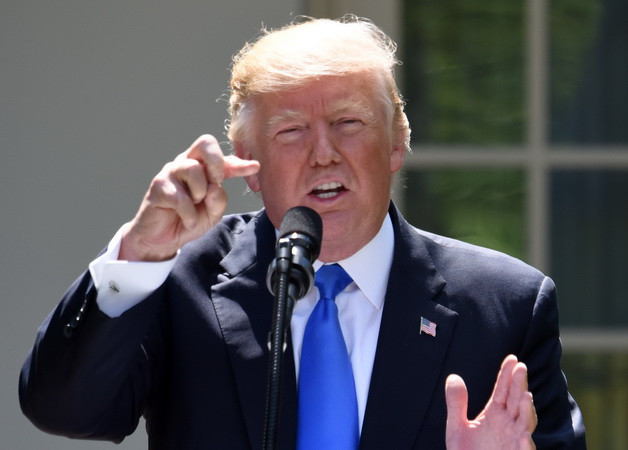 Tổng thống Mỹ Donald Trump. (Nguồn: THX/TTXVN) Các nghị sỹ Dân chủ kiện Tổng thống Trump nhận tiền từ nước ngoài ảnh 1