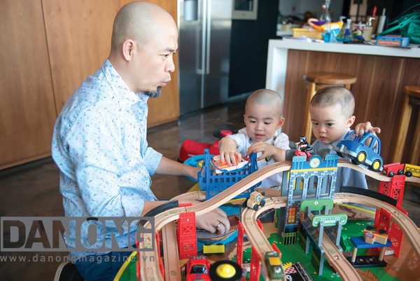 Nhạc sỹ Huy Tuấn: Tôi dẫn dắt các ca sỹ, các con dẫn dắt tôi ảnh 2