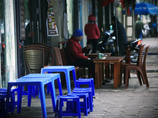 Đông Bắc Bộ ngày âm u do có mưa phùn nhẹ, nền nhiệt giảm ảnh 1