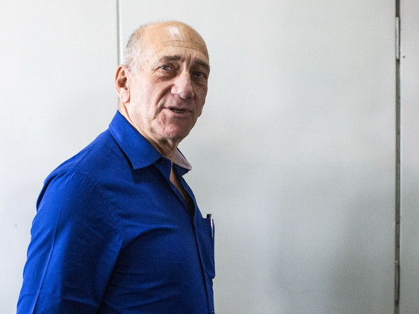 Cựu Thủ tướng Israel Ehud Olmert bị kết tội tham nhũng ảnh 1