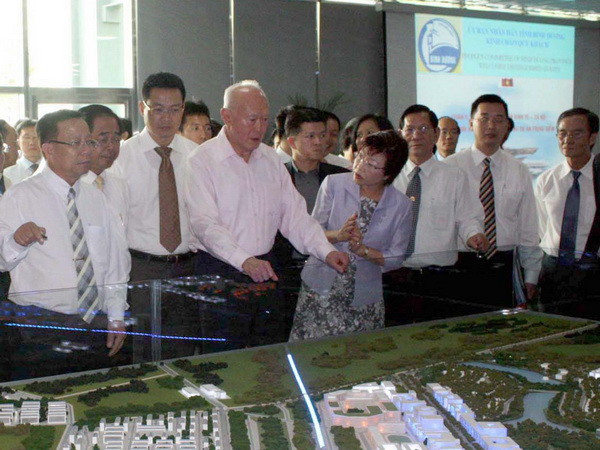 Dấu ấn của Thủ tướng Singapore Lý Quang Diệu với Bình Dương ảnh 1