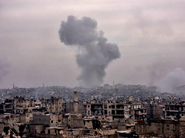 Khoảng 3.000 tay súng đầu hàng ở Syria sau đàm phán căng thẳng ảnh 1