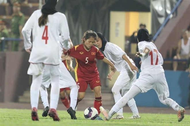 Vòng loại thứ 2 U20 Nữ châu Á 2024: Việt Nam thắng thuyết phục Iran ảnh 2